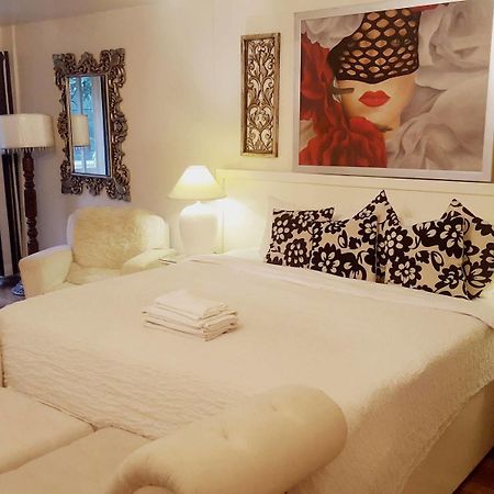 Casa Amapola Manila Bed and Breakfast Taguig Εξωτερικό φωτογραφία